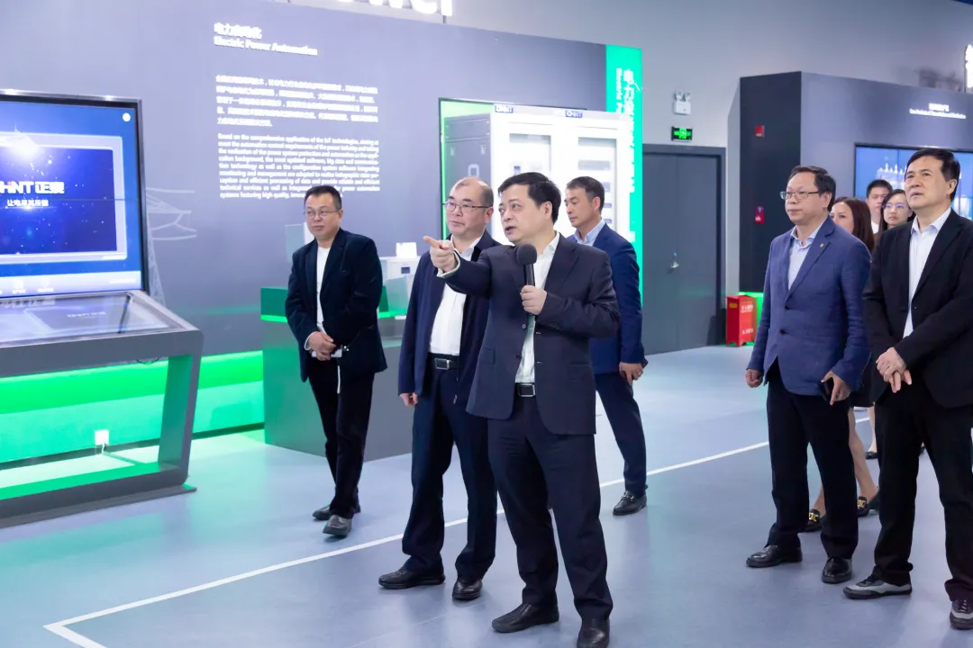 浙江省委常委朱国贤:工业互联网时代是正泰大显身手的时候